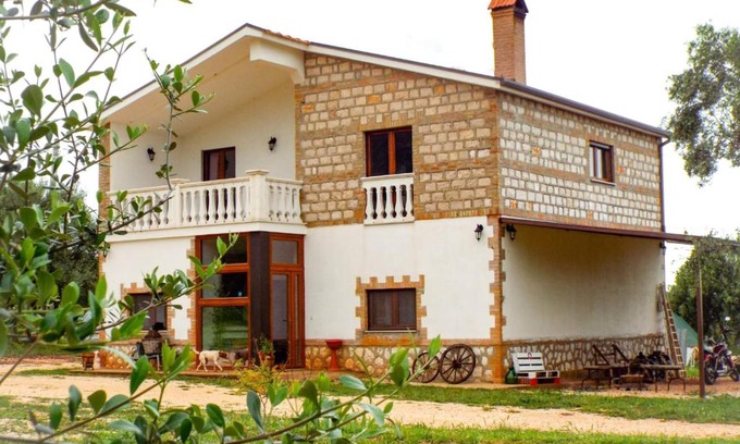 San Nicandro Garganico Bed & Breakfast | Gio Horses B&B