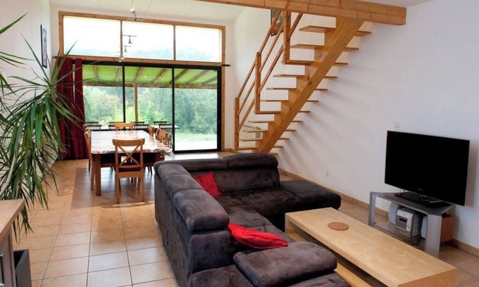 Entrepierres House | Gite 4 etoiles en pleine nature 8 pers.