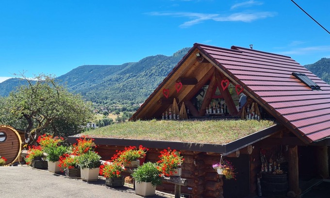 Ville Ski Chalet | Gite Alsace Le chalet Les Prunelles Sauvages Spa/Jacuzzi-sauna