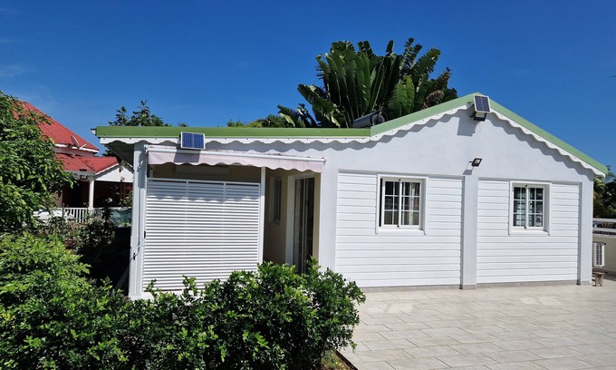 Circuit 1C1 House | Gîte An'Kanna, a haven of peace in the heart of a wooded garden