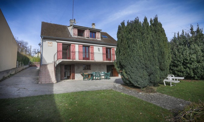 Mareuil-en-Brie House | Gite at the crossroads of the Champagne region.