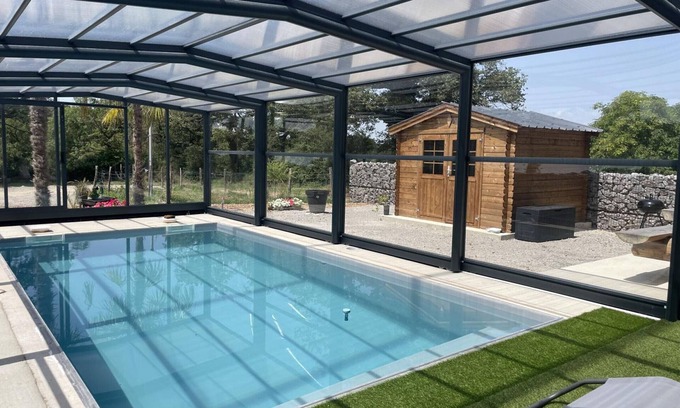 Couzon Cottage | Gite Couzon, 2 bedrooms, 4 persons