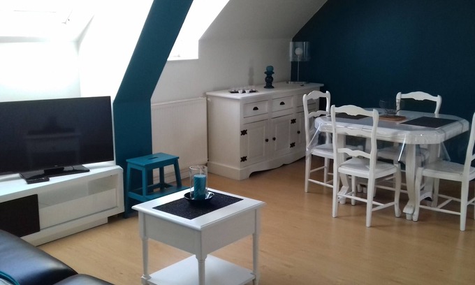 Fecamp Apartment | GÎTE DE MARIE SEA VIEW 50 M BEACH 4/5 pers and 100 M shops and the port