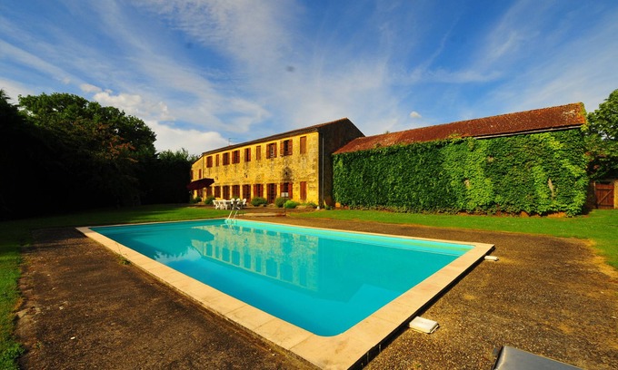 Pressignac-Vicq Villa | Gite DE Rebeyrotte