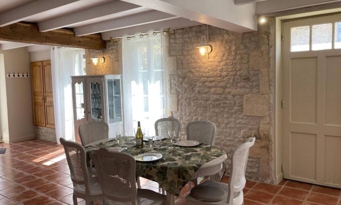 Archiac House | GITE DES VIGNES