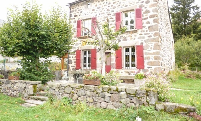 Dienne Cottage | Gite Dienne, 3 bedrooms, 8 persons
