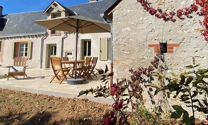 Saint-Lubin-en-Vergonnois Cottage | Gite Saint-Lubin-en-Vergonnois, 2 bedrooms, 5 persons