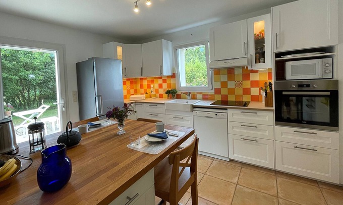 Guerande Cottage | Gite Guérande, 4 bedrooms, 7 persons