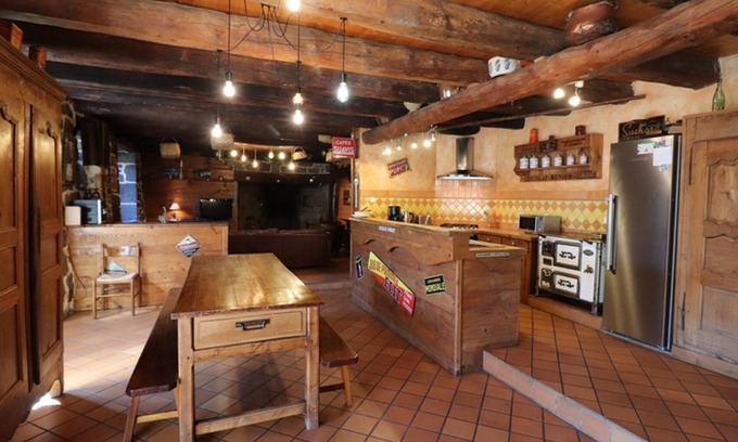 La Chapelle-d'Alagnon Cottage | Gite La Chapelle-d'Alagnon, 5 bedrooms, 12 persons