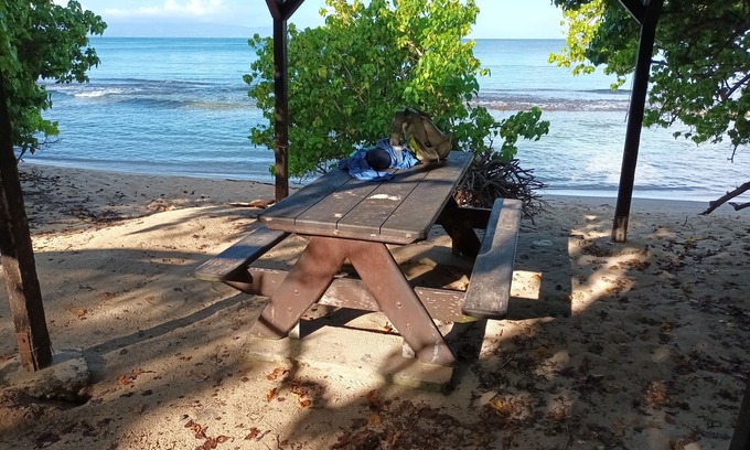 Port-Louis House | Gite la cannaie, security (parking) and comfort 400M from the plage du souffleur.