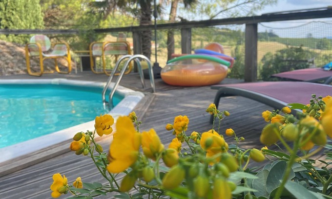 Beaugas Cottage | Gite La Colline des Lauriers, located near Bordeaux, Bergerac and Toulouse.