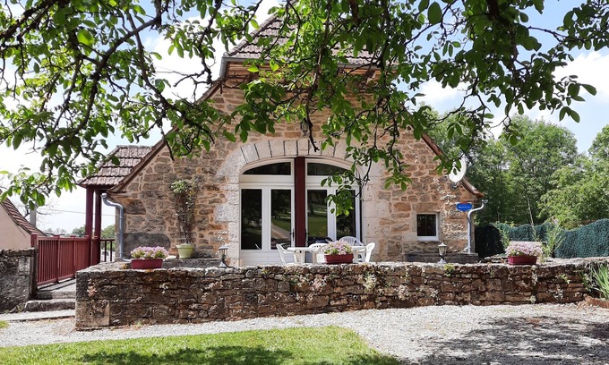 Bio House | Gite LA GRANGE, in a quiet location close to Rocamadour, Padirac.