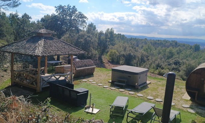 Saumane-de-Vaucluse House | Gîte Lavande with swimming pool in the heart of Provence with a sensational view!