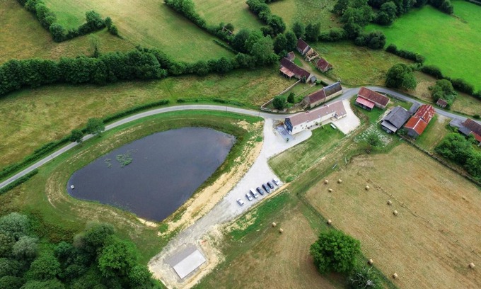 Le Cercueil Cottage | Gite Le Cercueil, 4 bedrooms, 10 persons