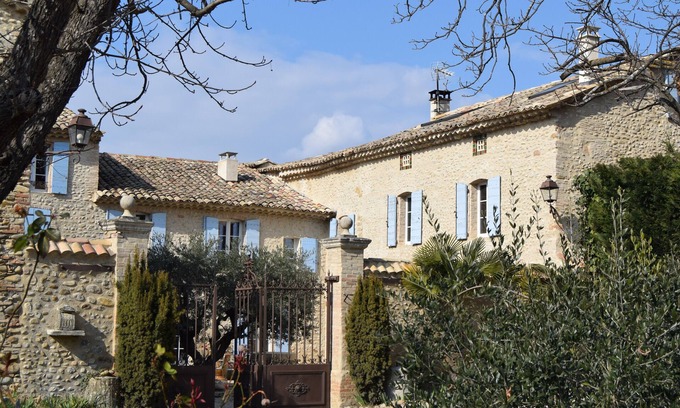 Valensole Cottage | Gite Le Figuier- La Roseraie du Val'Ensoleillé