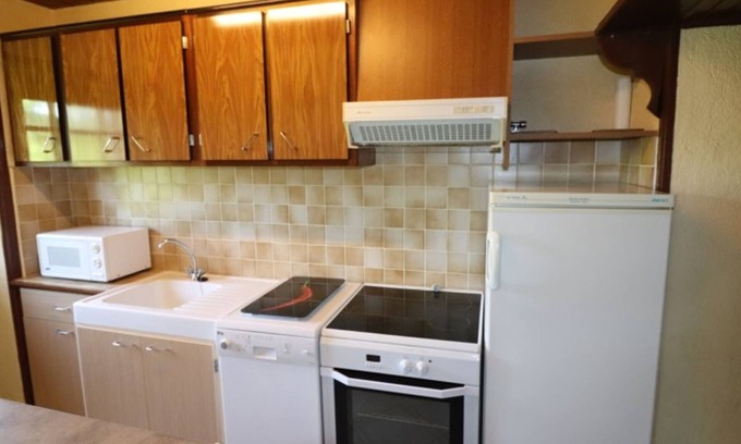 Leynhac Cottage | Gite Leynhac, 3 bedrooms, 5 persons