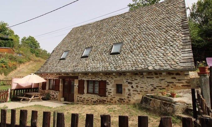 Marcoles Cottage | Gite Marcolès, 2 bedrooms, 4 persons