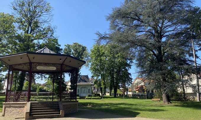 Yzeure Cottage | Gite Moulins, 2 bedrooms, 4 persons