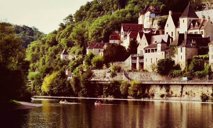 Soumensac House | Gite nr Eymet with Heated Jacuzzi, 100 metres from lake , Dordogne, Aquitaine