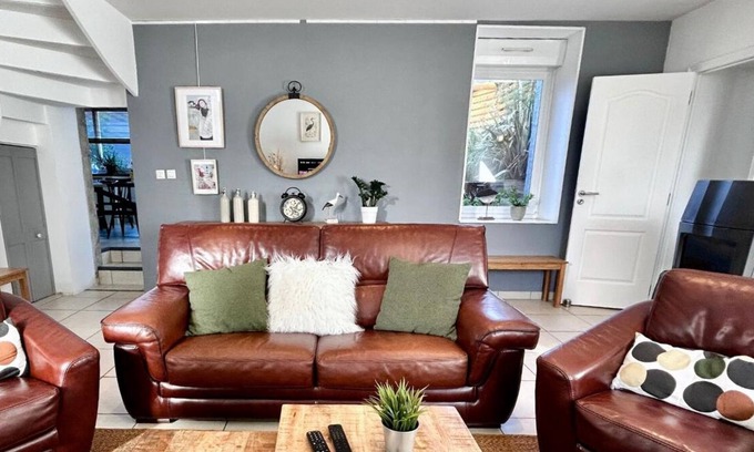 Lannilis House | Gîte Orloucie close to everything in the heart of Les Abers