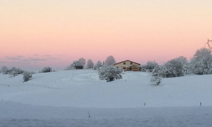 Frasne Ski Chalet | Gite pleine nature