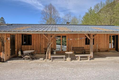 Bagneres-de-Luchon House | Gite Skioura, Gite De Groupe