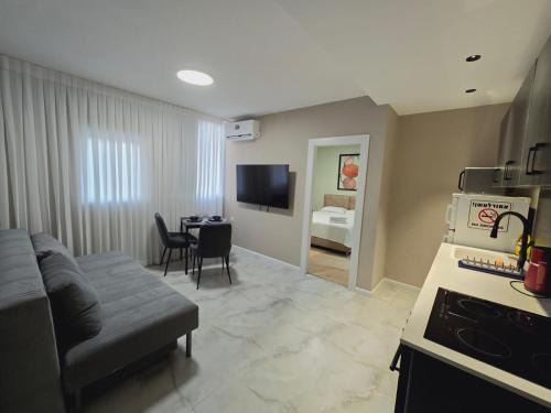 Bat Yam Apartment | GK apartments Ballerina