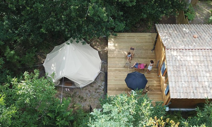 Grayan-Et-L'Hopital Ski Chalet | Glamcamp, luxury chalet and canvas, ocean, nature, unusual