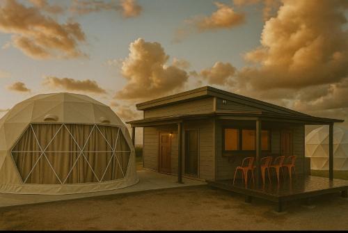 Shoshi Other | glamping base YOLO