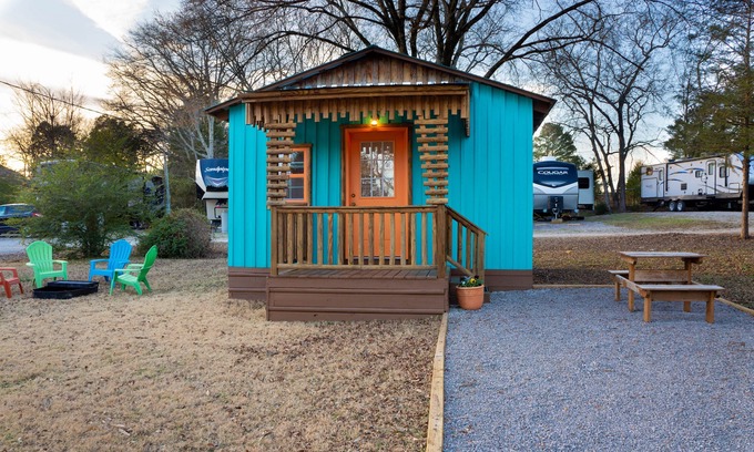 Kedron Cabin | Glamping Cabin 3 - Cozy Retreat