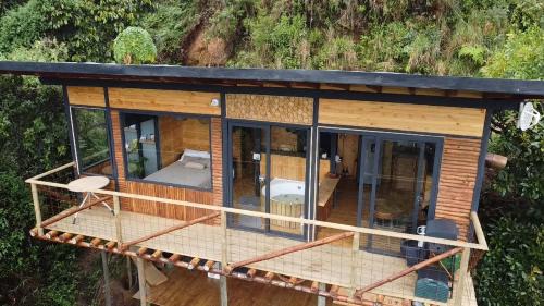 Guarne House | Glamping con jacuzzi cerca a Medellin