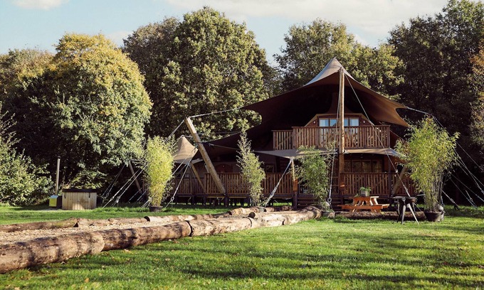 Zeewolde House | Glamping with hot tub in the forest