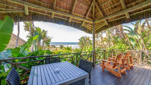 Umhlali Beach Apartment | Gleisner Hospitality -Sea Wood
