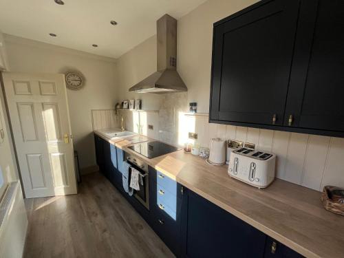 Woodhall Spa Apartment | Glenesk Flat 2 with private courtyard