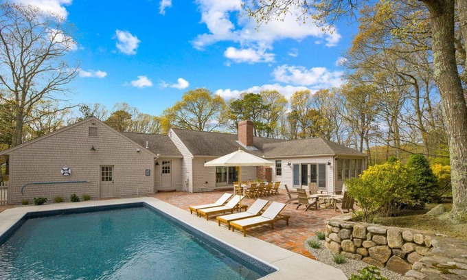 Yarmouth Port House | Glistening Cummaquid Pool House: 334-Ba