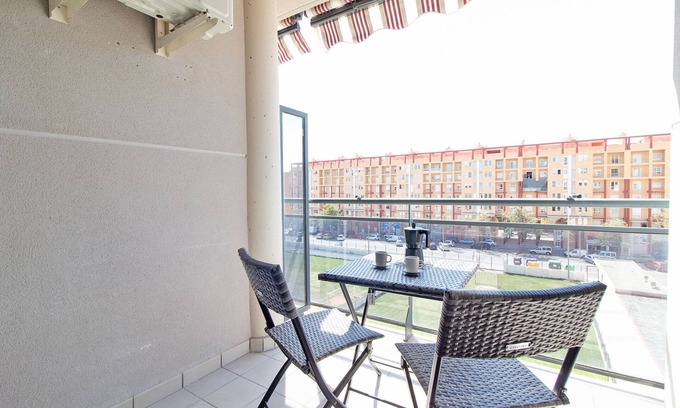 Sagunto Apartment | Global Properties: Nice flat for couples in Puerto Sagunto