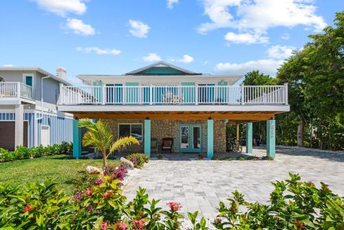 Laguna Shores House | Go to the beach from expansive heated pool home