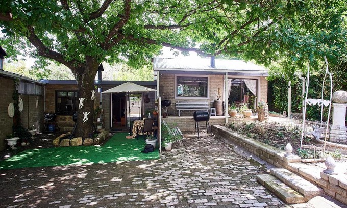 Clarens Apartment | God's Gift Cottages