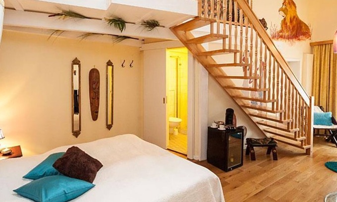 Bernkastel House | Goddess of Happiness Exclusive Room - Fairytale Hotel