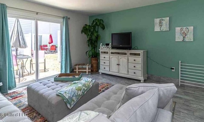 Biloxi Condo | Goin’ Coastal- 2 Bedroom Condo Steps to the Beach!