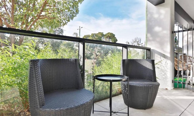 Greater Johannesburg Metropolitan Area Apartment | golden apartment