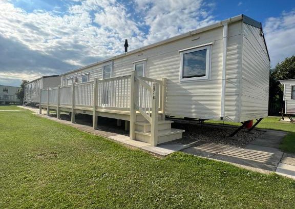 Chapel Saint Leonards Resort | Golden Palm Resort, Sherwood Plot, Jubilee S216, 8 Berth