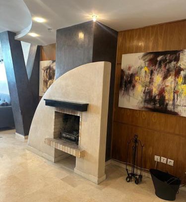 RACINE EXTENSION Apartment | Golden Triangle Apartment Rental