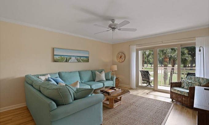 Sea Pines Condo | GOLF COURSE VIEWS, PRIME SEA PINES LOCATION – WALK TO EVERYTHING!