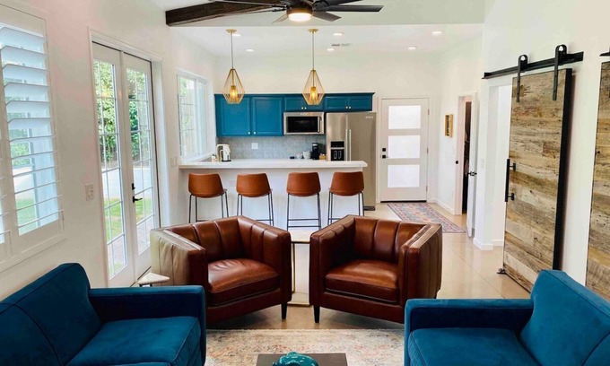 Camelback East House | Golf Hiking BOOK NOW Don't miss out