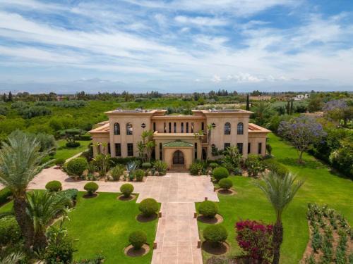 El Aggada Villa | Golf mansion with Atlas mountain view