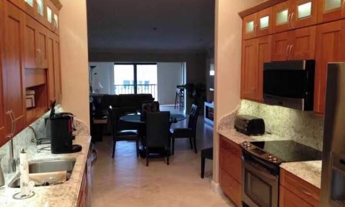 East Naples Condo | Golf, Tennis, Relaxation, In Beautiful Veranda in Sunny Naples Florida