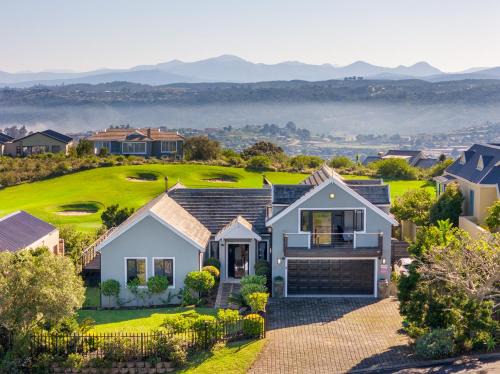 Knysna House | Golf Villa