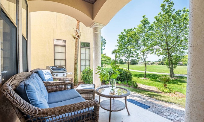 Sandestin House | Golfers Golf Front Getaway 2 Carts, Steps to Pool ~ License to Chill, Baytowne