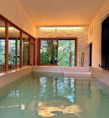 Deokhyeon House | GongganHoe-eok Private PoolVilla Pension